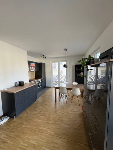 Wohnung zur Miete 700 € 1 Zimmer 38 m² frei ab 01.07.2025 Wörthstraße Kitzingen Kitzingen 97318
