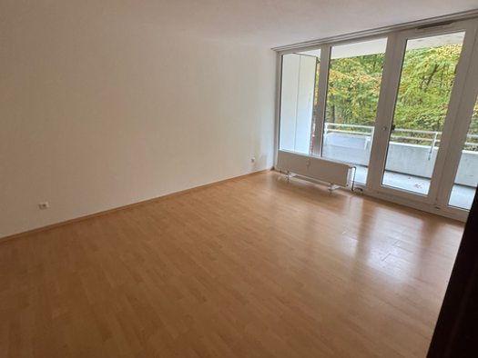 Wohnung zur Miete 219 € 3 Zimmer 81 m² EG Kolberger Straße 65 Siegen 57072