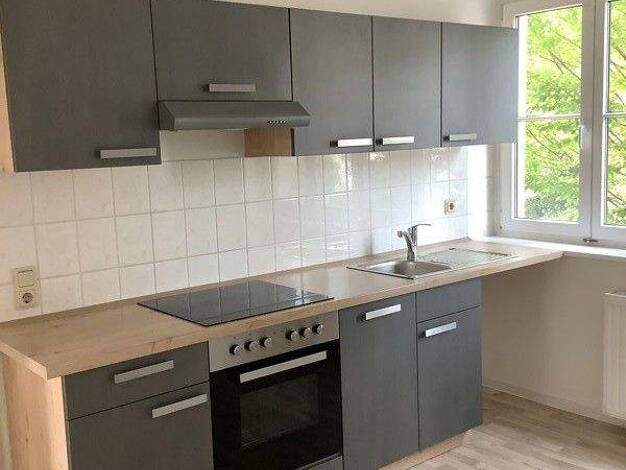Wohnung zur Miete 331 € 2 Zimmer 50,9 m² 1. Geschoss frei ab 01.01.2026 Cracauer Str. 36 Brückfeld Magdeburg 39114