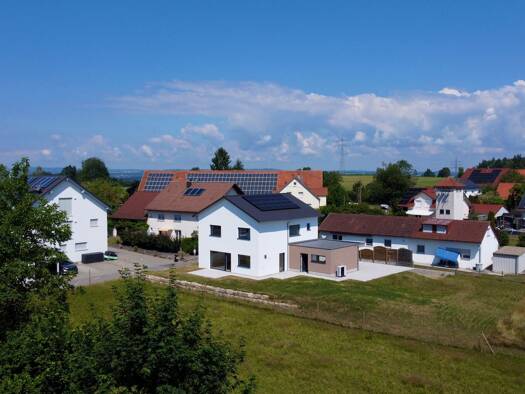 Einfamilienhaus zum Kauf - Erstbezug 1.095.000 € 5,5 Zimmer 166,4 m² 740 m² Grundstück Innenstadt Ravensburg 88212