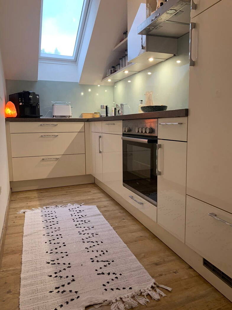 Wohnung zur Miete 900 € 2,5 Zimmer 65 m² Dachgeschoss, 2. Geschoss frei ab 01.09.2025 Markt Schwaben 85570