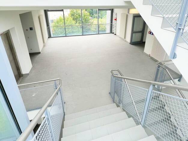 Bürofläche zur Miete provisionsfrei 2.936 € 330 m² Bürofläche teilbar von 367 m² bis 1.505 m² Wangen Starnberg 82319