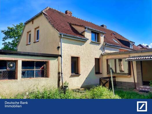 Doppelhaushälfte zum Kauf 69.000 € 6 Zimmer 130 m² 1.240 m² Grundstück frei ab sofort Sangerhausen Sangerhausen 06526