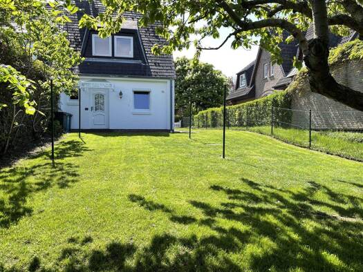 Doppelhaushälfte zum Kauf 749.000 € 5 Zimmer 123 m² 416 m² Grundstück Westerland Sylt 25980