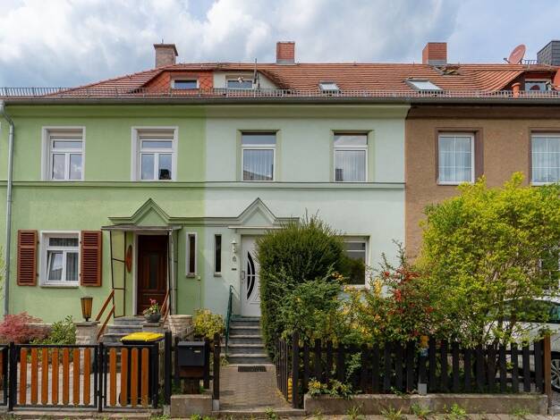 Reihenmittelhaus zum Kauf 295.000 € 4 Zimmer 89,7 m² 190 m² Grundstück Trachau Dresden 01129