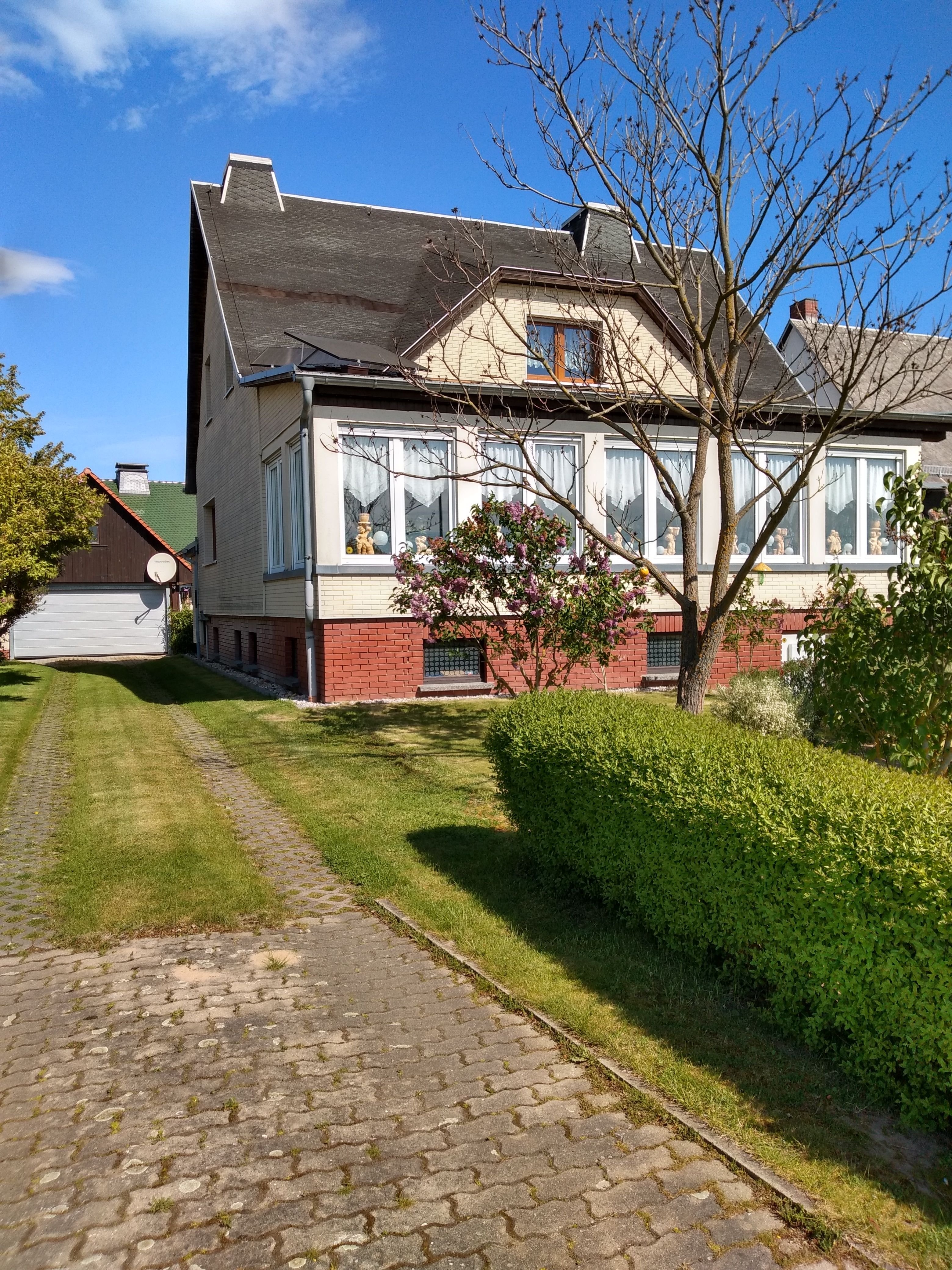 Einfamilienhaus zum Kauf 319.000 € 7 Zimmer 180 m²<br/>Wohnfläche 900 m²<br/>Grundstück Prießnitz Frohburg 04654