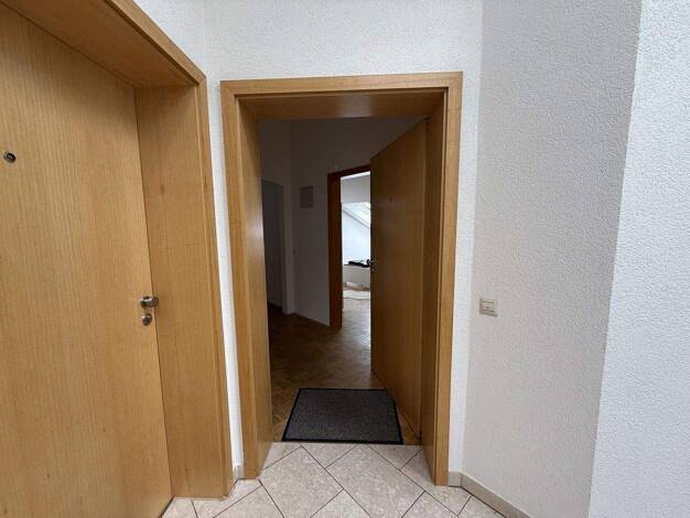 Wohnung zur Miete 900 € 2 Zimmer 60 m² 3. Geschoss frei ab sofort Adlerstraße 13 Herrenberg 71083