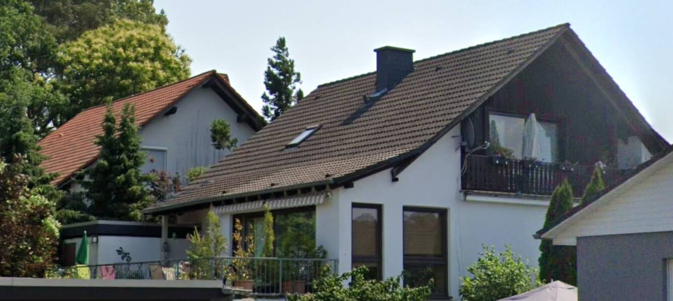 Immobilie in Mehlingen - Großzügiges Einfamilienhaus mit Einliegerwohnung – Schöne Südterrasse, Garten, Garage, Carport, Stellplatz & tol-lem Grundstück in gehobener Wohnlage - Bild 3
