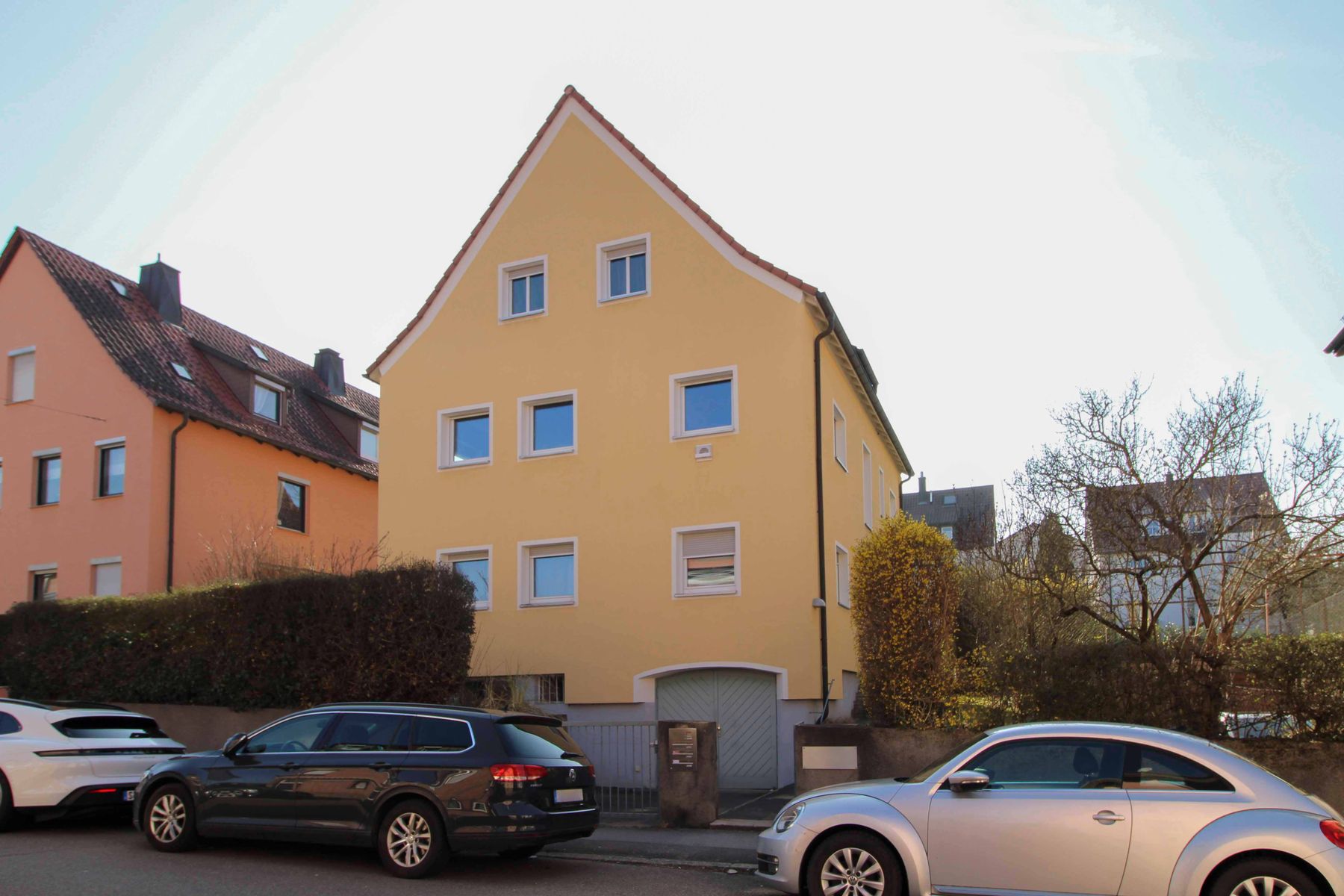 Mehrfamilienhaus zum Kauf 939.000 € 12 Zimmer 251,1 m²<br/>Wohnfläche 563,1 m²<br/>Grundstück Feuerbach - Mitte Stuttgart 70469