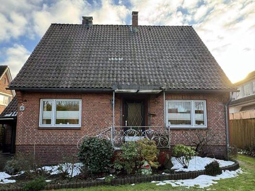 Einfamilienhaus zum Kauf 480.000 € 6 Zimmer 140 m² 1.134 m² Grundstück frei ab 01.03.2026 Bönningstedt 25474