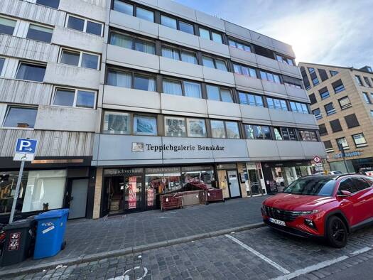 Laden zur Miete 3.500 € 1 Zimmer 63 m² Verkaufsfläche teilbar ab 63 m² Dr.Kurt-Schumacher-Straße 11 Lorenz Nürnberg 90402