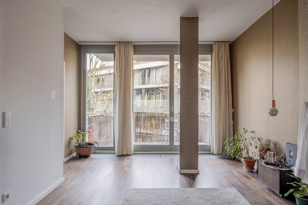 Property thumbnail 9