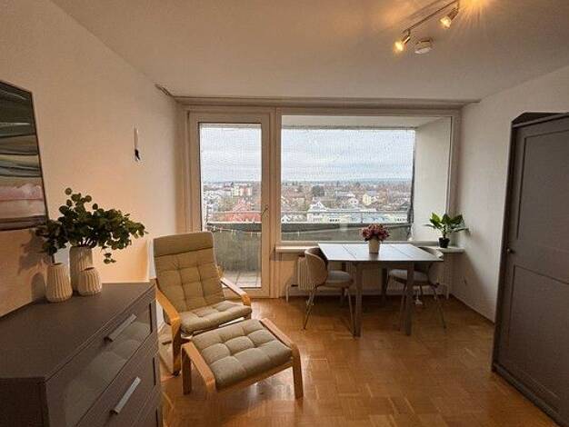 Wohnung zur Miete auf Zeit 820 € 1 Zimmer 30 m² frei ab sofort Innenstadt Erlangen 91052