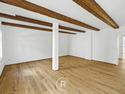 Wohnung zum Kauf 489.000 € 4 Zimmer 119 m² Hauptstraße 51 Rückersdorf Rückersdorf 90607