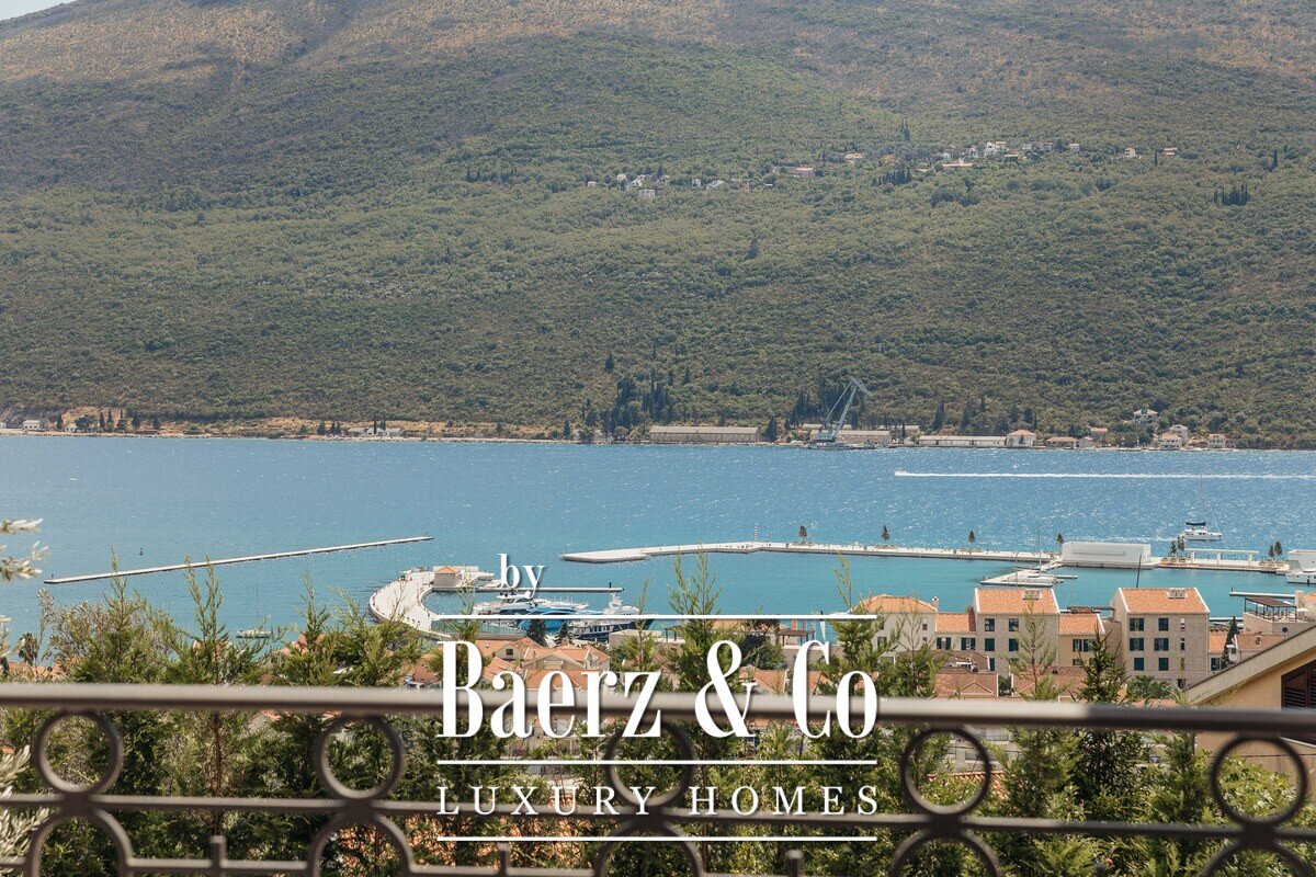 Penthouse zum Kauf 680.000 € 164 m²<br/>Wohnfläche herceg novi