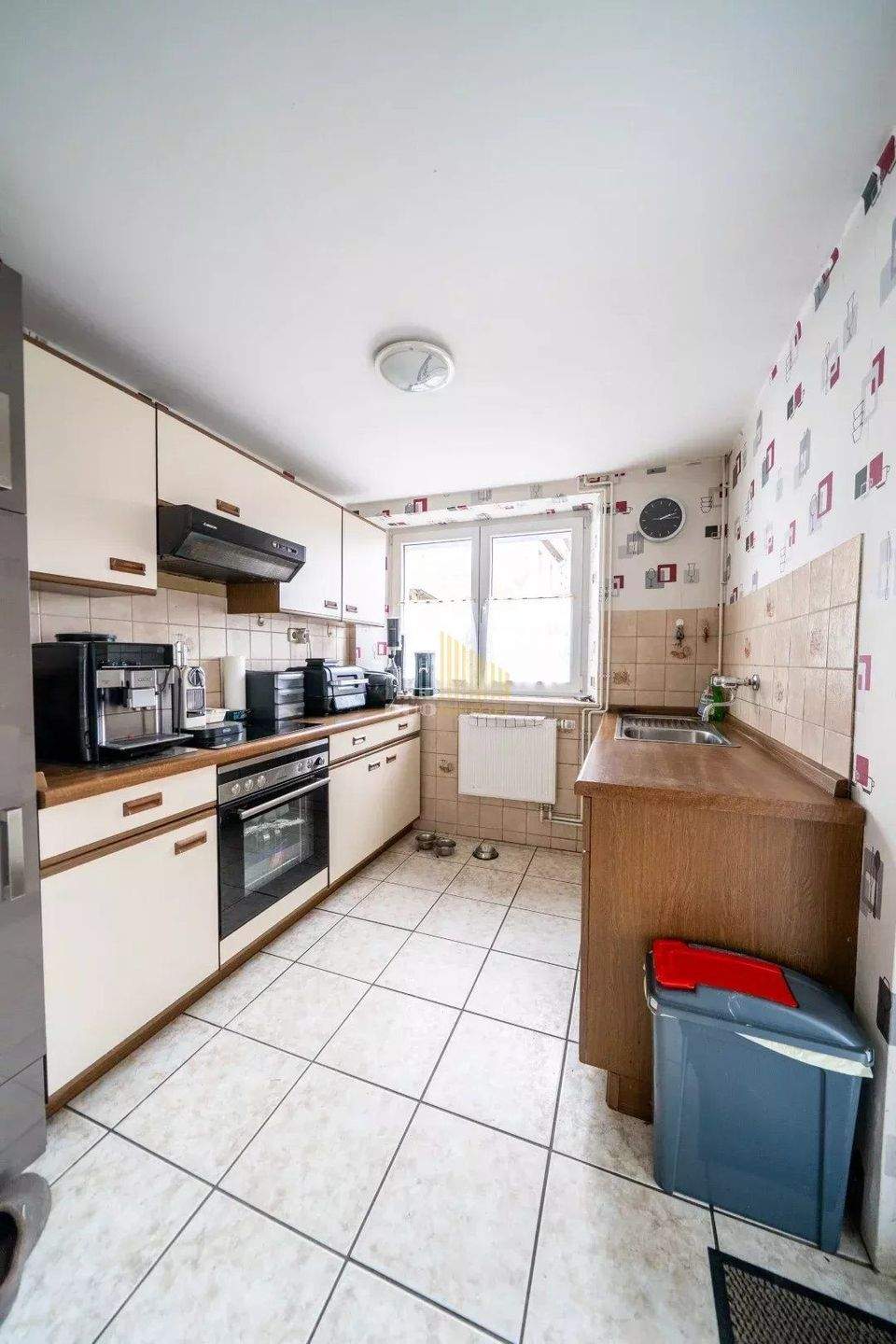 Immobilie in Ferschweiler - Wohn- und Geschäftshaus mit großem Innenhof und Ausbaupotenzial - Bild 3