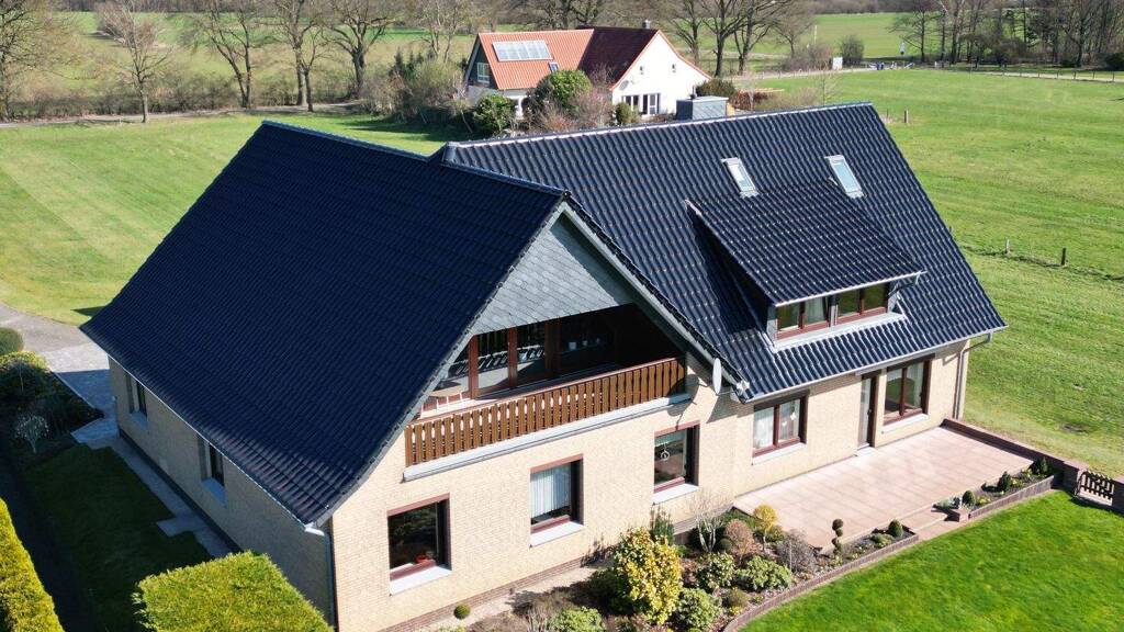 Haus zum Kauf 629.500 € 8 Zimmer 284 m² 11.029 m² Grundstück frei ab 01.02.2027 Cluvenhagener Straße 12 Etelsen Langwedel 27299