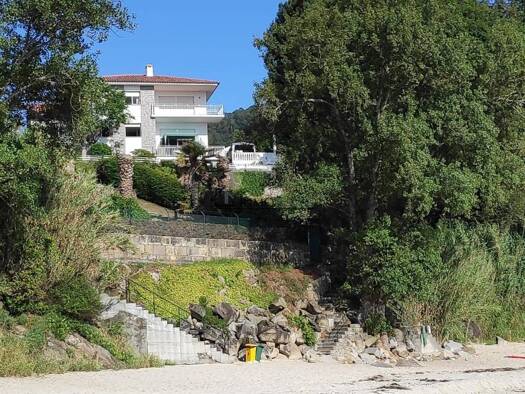 Villa zum Kauf 1.000.000 € 6 Zimmer 300 m² 500 m² Grundstück Marín 36914
