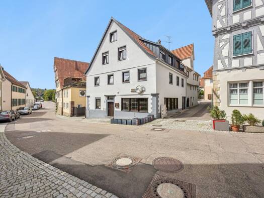 Gewerbeobjekt zum Kauf als Kapitalanlage geeignet 599.000 € 8 Zimmer 291 m² 140 m² Grundstück Vaihingen an der Enz Vaihingen an der Enz 71665