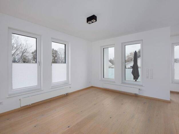 Wohnung zur Miete 1.045 € 3,5 Zimmer 80 m² Sonnenhof Pforzheim 75180