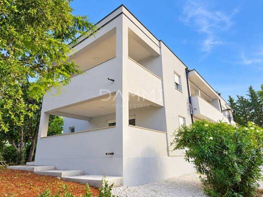 Wohnung zum Kauf - Erstbezug 330.000 € 2 Zimmer 71 m² Geschoss 1/2 Vodnjan 52215