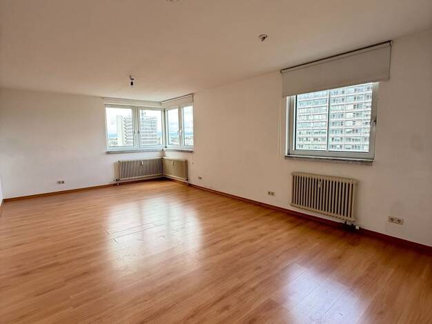 Wohnung zur Miete 668 € 1 Zimmer 43,1 m² 8. Geschoss frei ab 01.11.2026 Lyoner Straße 42 Schwanheim Frankfurt am Main 60528