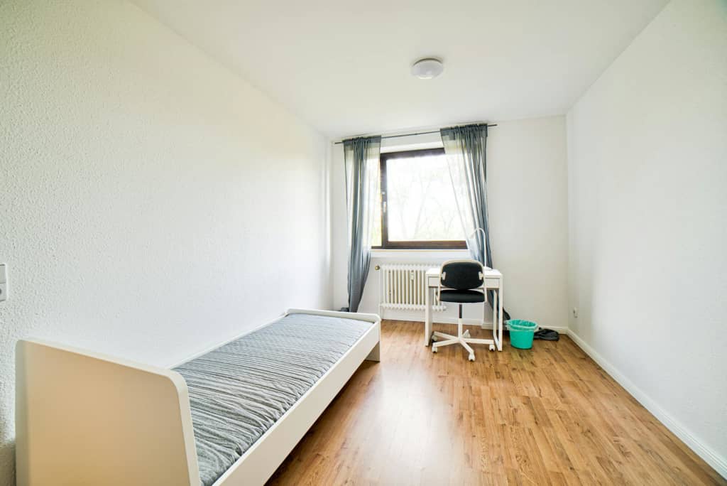 Wohnung zur Miete Wohnen auf Zeit 629 € 1 Zimmer 9 m²<br/>Wohnfläche 06.02.2025<br/>Verfügbarkeit Kölner Landstraße Wersten Düsseldorf 40589