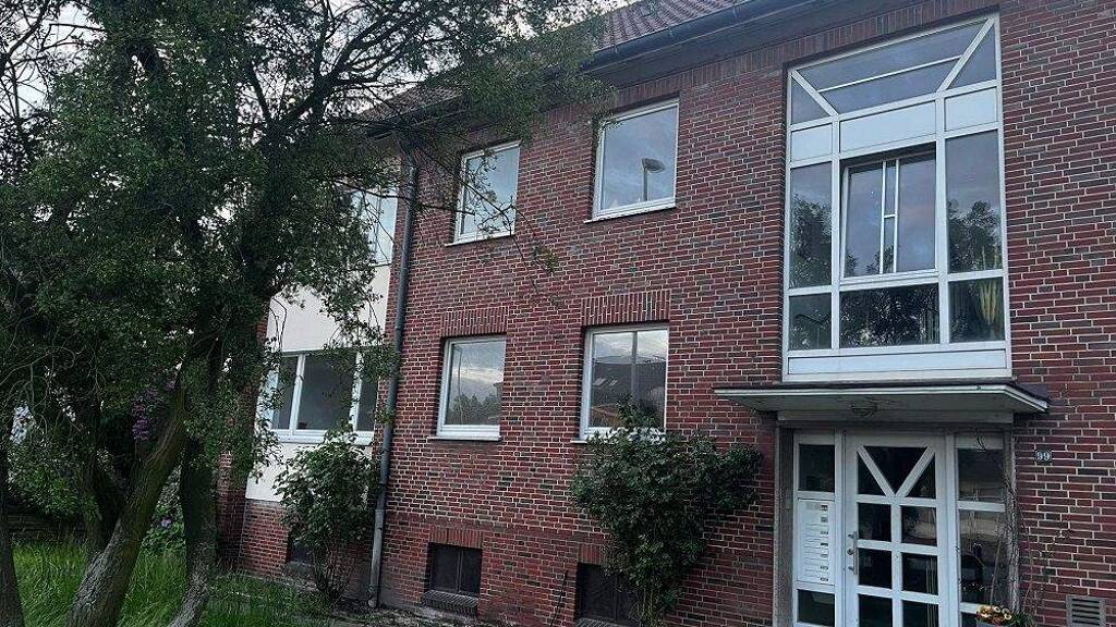Mehrfamilienhaus zum Kauf 399.000 € 17 Zimmer 429 m² 1.401 m² Grundstück Nordenham 26954