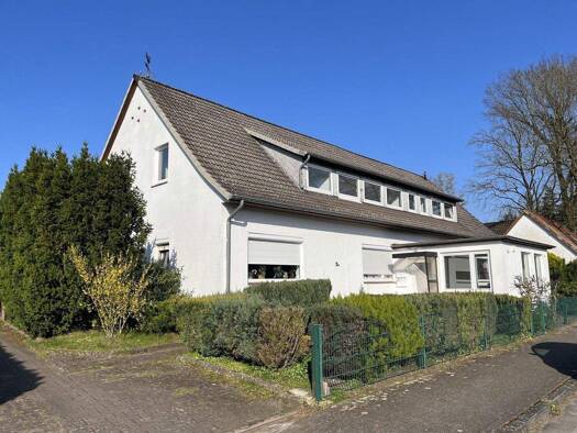 Mehrfamilienhaus zum Kauf provisionsfrei 370.000 € 14 Zimmer 322 m² 689 m² Grundstück Am Blanken Moor 3a Eystrup 27324