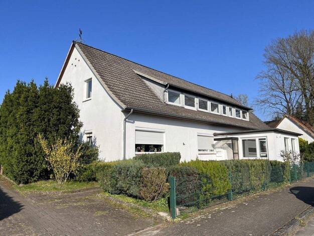 Mehrfamilienhaus zum Kauf provisionsfrei 370.000 € 14 Zimmer 322 m² 689 m² Grundstück Am Blanken Moor 3a Eystrup 27324