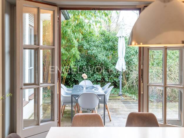 Einfamilienhaus zum Kauf 1.290.000 € 5 Zimmer 156 m² 1.945 m² Grundstück Hamburg 22359