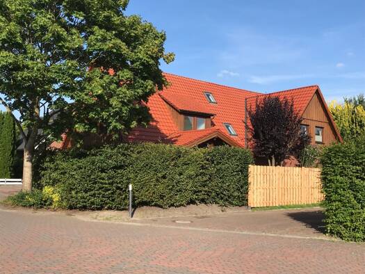 Einfamilienhaus zum Kauf provisionsfrei 745.000 € 10 Zimmer 274 m² 600 m² Grundstück Metjendorf Wiefelstede 26215