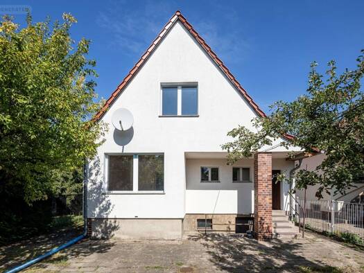 Einfamilienhaus zum Kauf 349.000 € 3 Zimmer 67,4 m² 230 m² Grundstück Lössauer Straße 36 Alt-Hohenschönhausen Berlin 13055