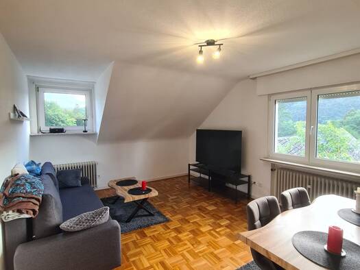 Wohnung zur Miete 350 € 2 Zimmer 55 m² 2. Geschoss frei ab sofort Eichholzstraße 46 Arnsberg Arnsberg 59821