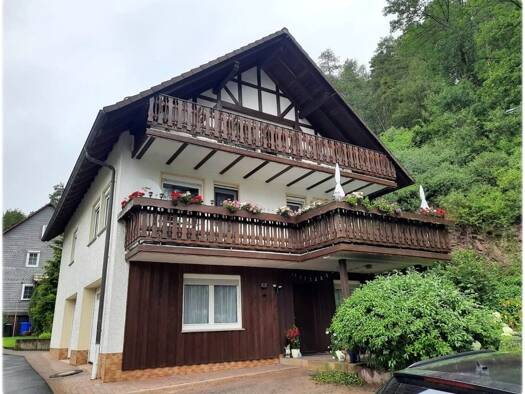 Mehrfamilienhaus zum Kauf 199.000 € 7 Zimmer 140 m² 680 m² Grundstück Ober-Werbe Waldeck 34513