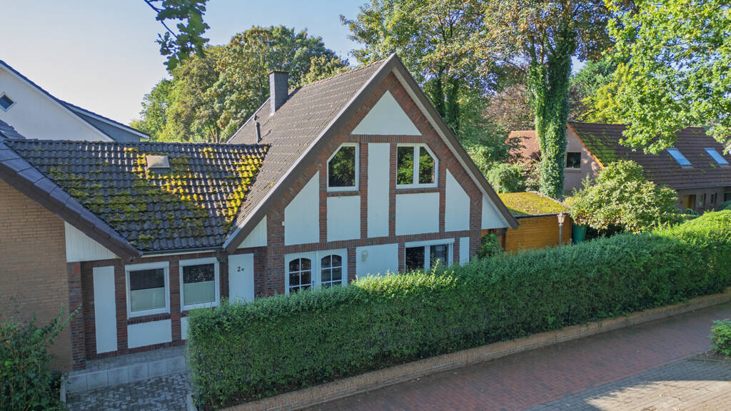 Doppelhaushälfte zum Kauf 205.000 € 107 m² 252 m² Grundstück Varrelbusch Garrel 49681