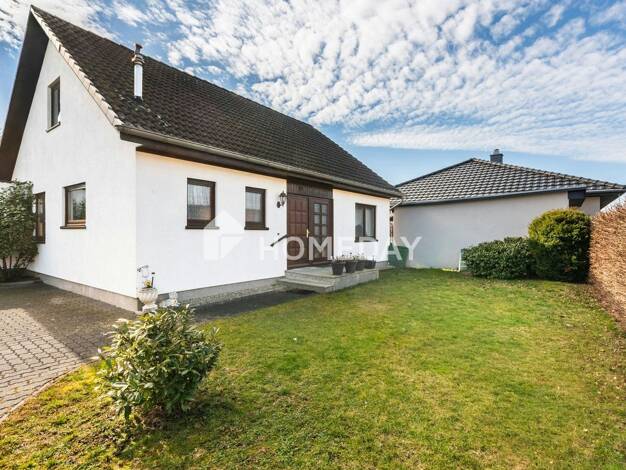 Einfamilienhaus zum Kauf 245.000 € 5 Zimmer 150 m² 818 m² Grundstück Burg 39288