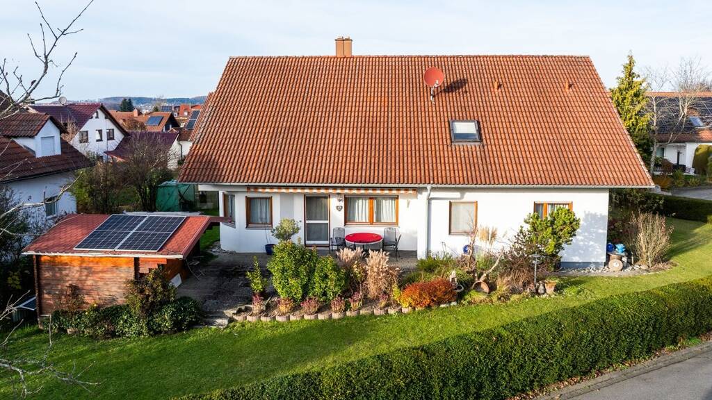 Mehrfamilienhaus zum Kauf 629.000 € 7 Zimmer 216,7 m² 810 m² Grundstück Zollenreute Aulendorf- Zollenreute 88326