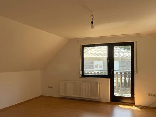 Wohnung zur Miete 650 € 3 Zimmer 90 m² frei ab sofort Tulpenstraße Cappeln Cappeln (Oldenburg) 49692