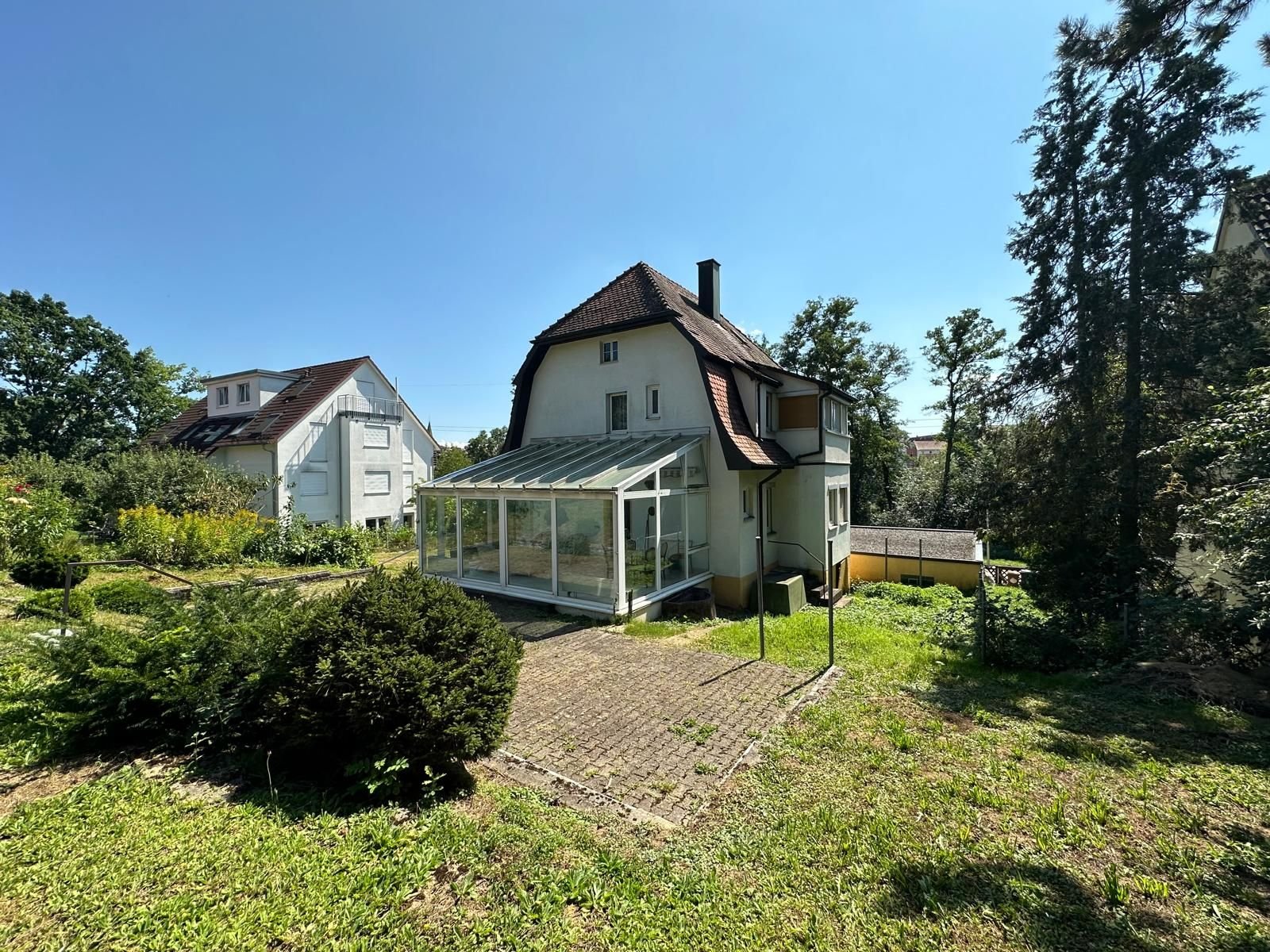 Haus zum Kauf 1.100.000 € 5 Zimmer 150 m²<br/>Wohnfläche 944 m²<br/>Grundstück ab sofort<br/>Verfügbarkeit Plieningen Stuttgart 70599