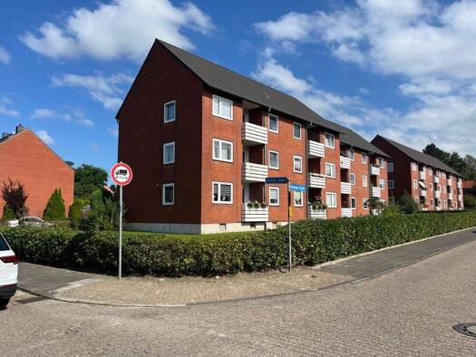 Wohnung zum Kauf 105.000 € 3 Zimmer 62,4 m² 1. Geschoss Varel 26316