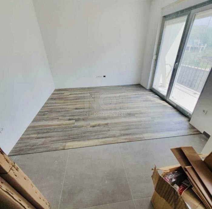 Wohnung zum Kauf 175.000 € 3 Zimmer 50 m²<br/>Wohnfläche 2.<br/>Geschoss Jusici