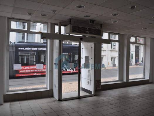 Verkaufsfläche zur Miete 2.500 € 120 m² Verkaufsfläche Wismarsche Straße 123 Altstadt Schwerin 19053