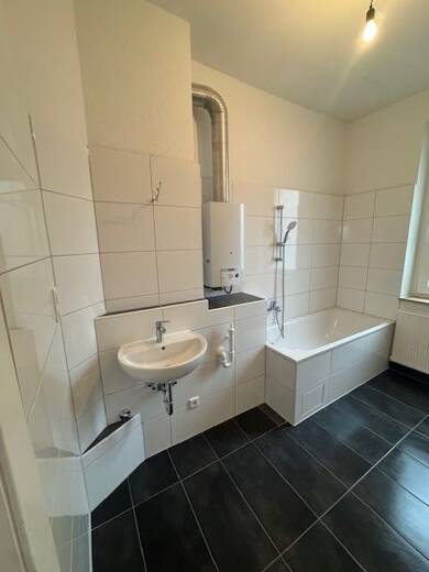 Wohnung zur Miete 589 € 2 Zimmer 69 m² 1. Geschoss frei ab 01.06.2025 Blumentalstr. 156 Stadtmitte Krefeld 47798