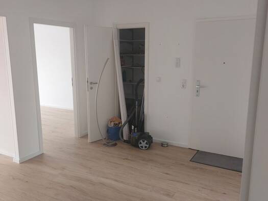 Wohnung zur Miete 1.200 € 3 Zimmer 85 m² Geschoss 3/4 frei ab sofort Pfungstadt Pfungstadt 64319