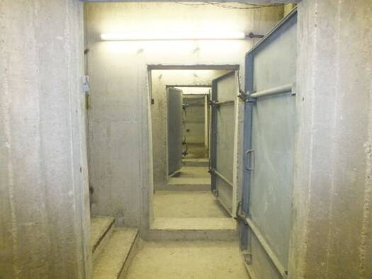 Studio zur Miete 1.500 € 27 Zimmer 600 m² Rosenhof Mühlhausen 99974