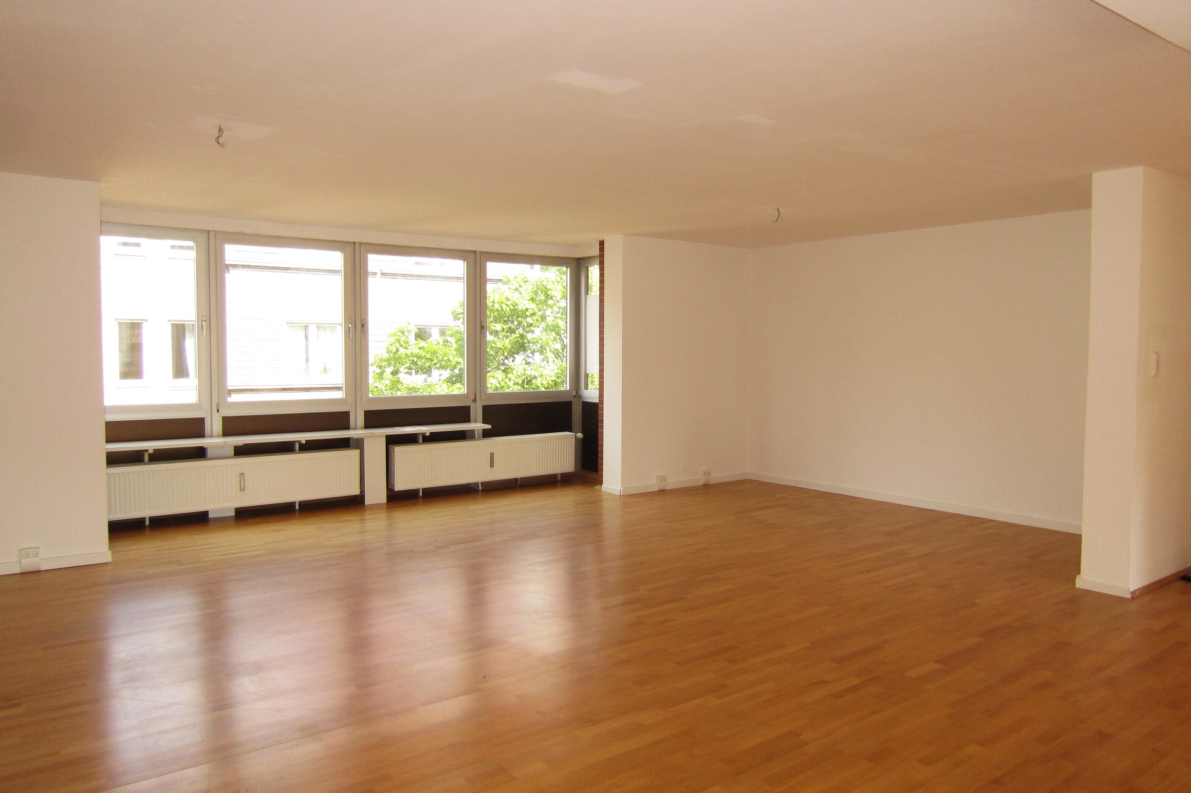 Bürofläche zur Miete 810 € 1 Zimmer 90 m²<br/>Bürofläche List Hannover 30161