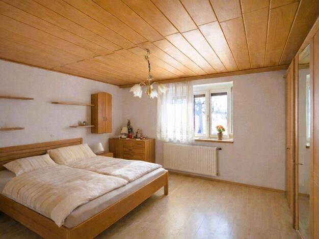 Einfamilienhaus zum Kauf 360.000 € 5 Zimmer 160 m² 1.208 m² Grundstück Altheim 4950