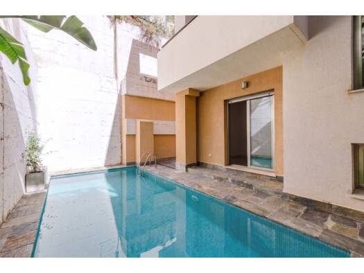 Doppelhaushälfte zum Kauf 1.100.000 € 5 Zimmer 400 m² >Calle Almendros > Málaga 29018
