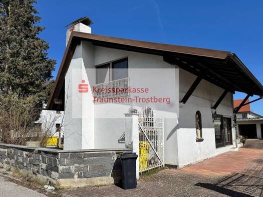 Einfamilienhaus zum Kauf 330.000 € 8 Zimmer 245 m² 673 m² Grundstück Garching Garching 84518
